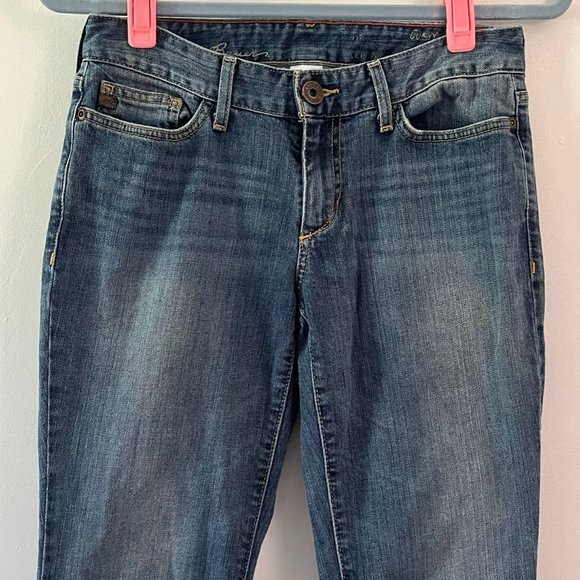 Eddie Bauer Curvy Slim Straight Womens Denim Jean sz 2 - Picture 2 of 13